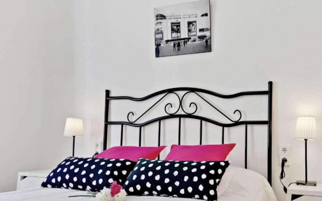 Magnifico Lägenhet Málaga Exteriör bild